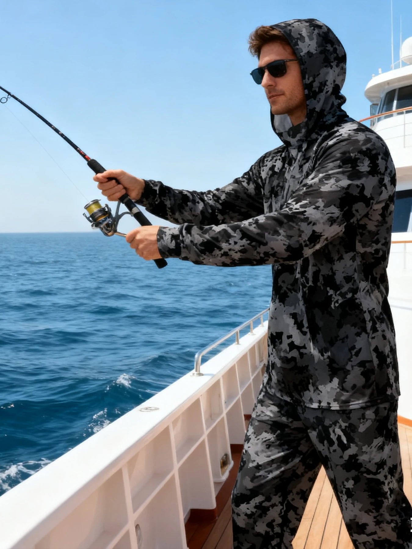 Men Fishing Hoodie Long Sleeve Sun Protection Shirt