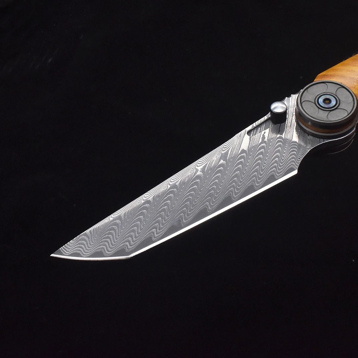 LUOKESI VG10 Damascus Folding Knife With Camphor Wood Handle